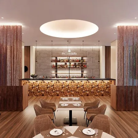 Sh Campus Lyceum מלון מונקדה